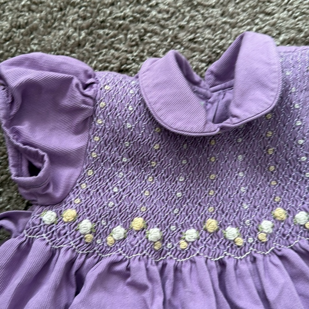 Vintage baby girl embroidered smoked dress - Picture 2 of 4